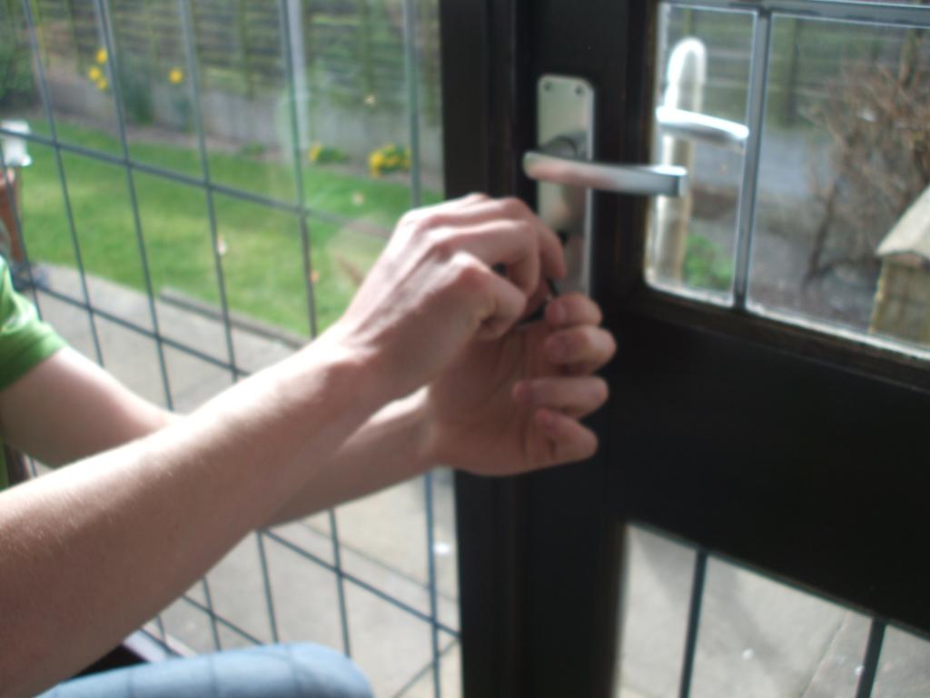 Opening locked doors Locksmith opening lock