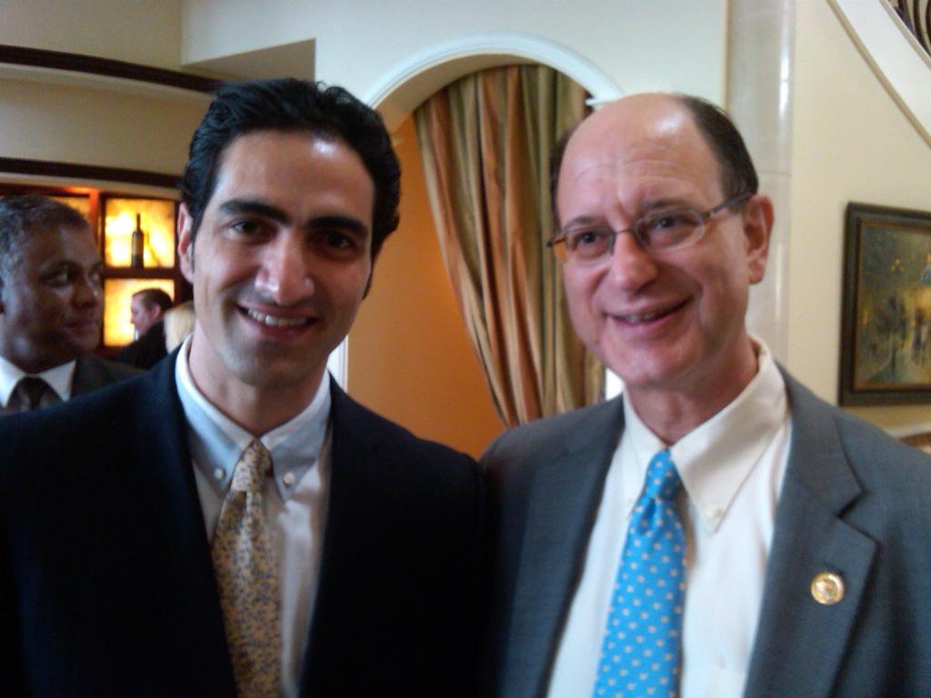 Dr Michael Omidi MD Dr Michael Omidi MD