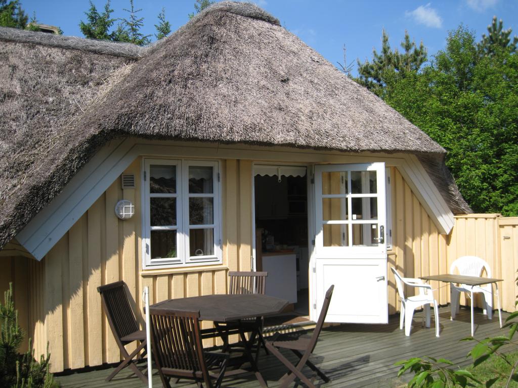 Sommerhuset set fra siden